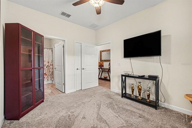 1183 TRAPPERS TRAIL LOOP, Davenport, FL 33896