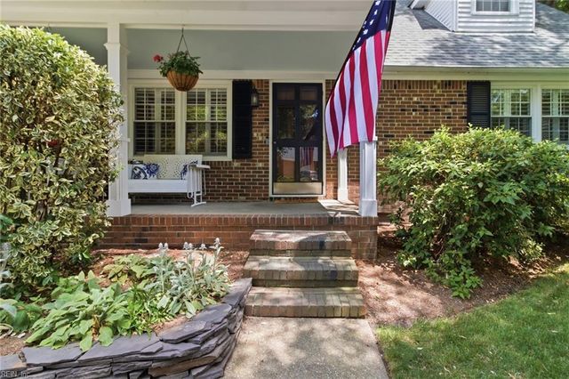 421 Bartell DR, Chesapeake, VA 23322