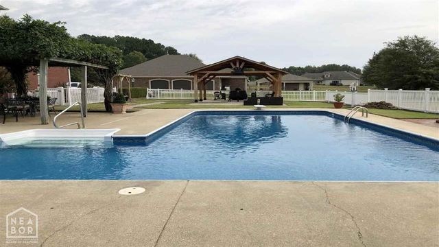 4405 Peachtree Avenue, Jonesboro, AR 72405