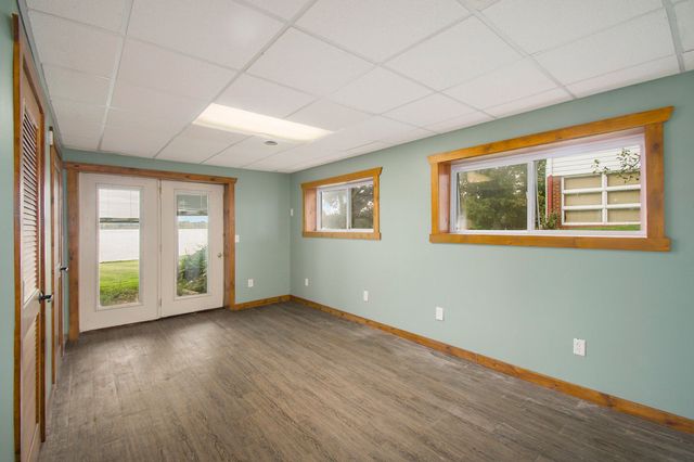 37 Indian Trail, Munith, MI 49259