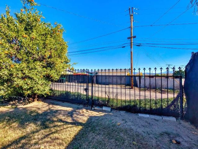 1210 Tejon, Colton, CA 92324