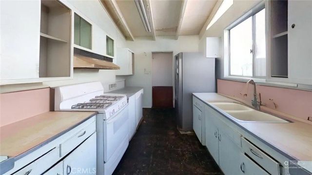 1210 Tejon, Colton, CA 92324