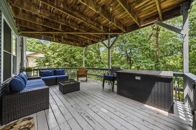 23 Fineza Way, Hot Springs Village, AR 71909