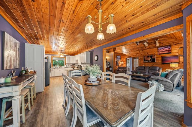 23 Fineza Way, Hot Springs Village, AR 71909