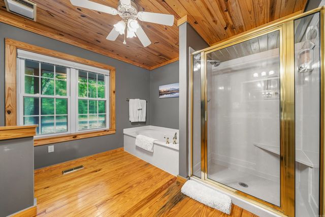 23 Fineza Way, Hot Springs Village, AR 71909