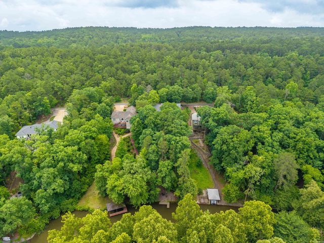 23 Fineza Way, Hot Springs Village, AR 71909