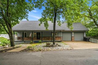 23 Fineza Way, Hot Springs Village, AR 71909