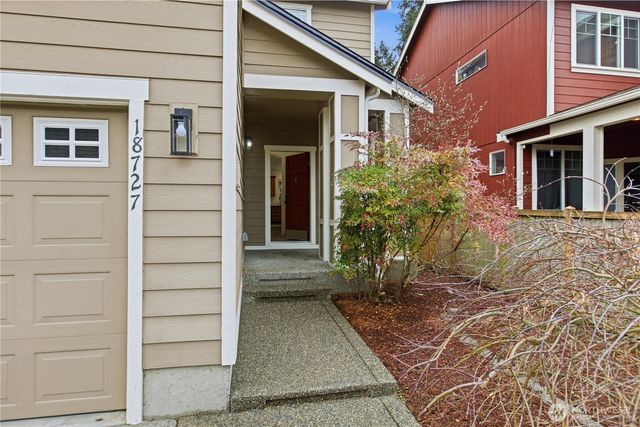 18727 87th Av Ct E, Puyallup, WA 98375