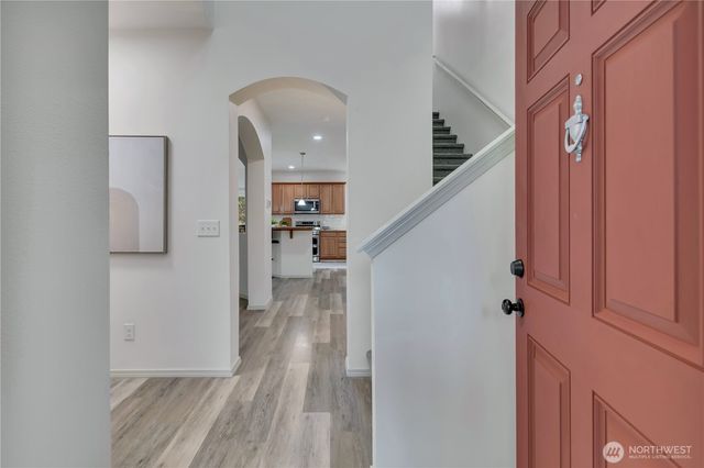 18727 87th Av Ct E, Puyallup, WA 98375