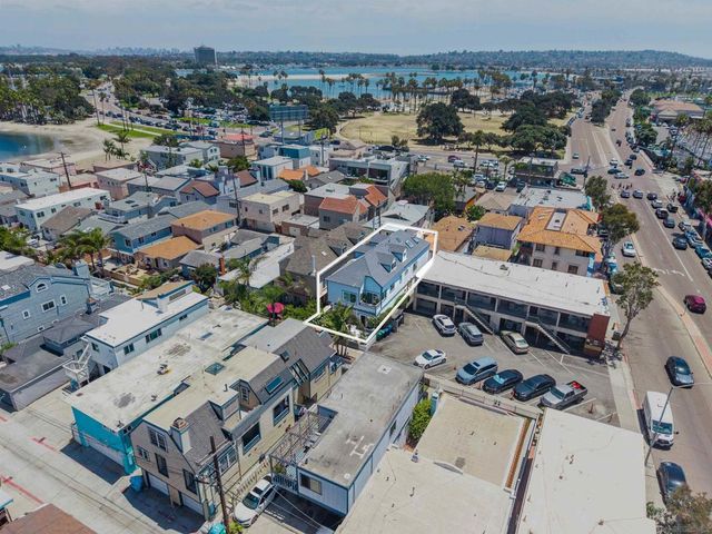813 15 Isthmus Court, San Diego, CA 92109