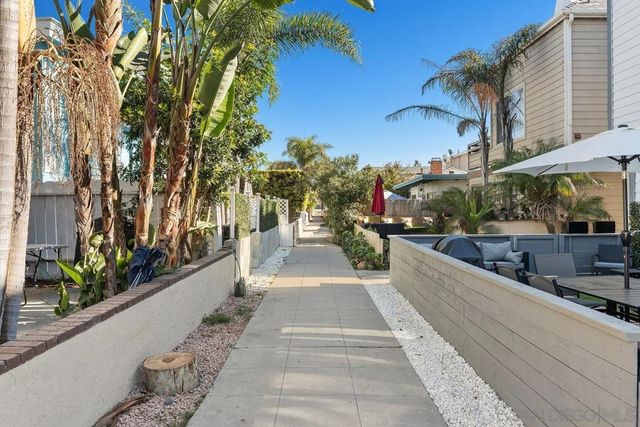 813 15 Isthmus Court, San Diego, CA 92109