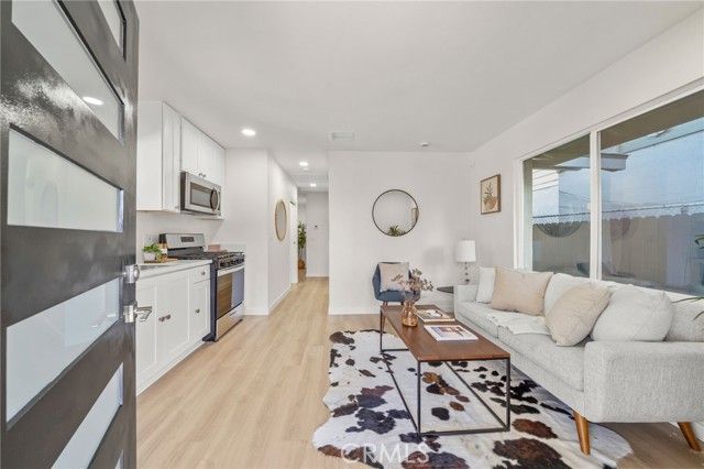 408 Orange, Long Beach, CA 90802