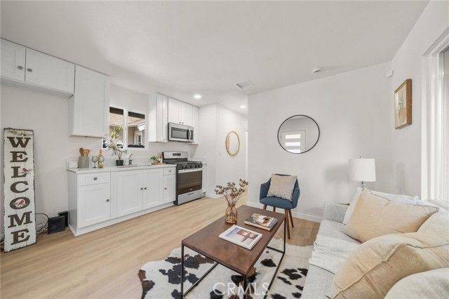 408 Orange, Long Beach, CA 90802