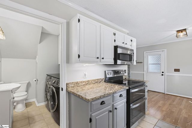 1911 Sitton Hill Road, Easley, SC 29642