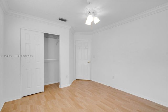 1413 SW 158th Ave, Pembroke Pines, FL 33027