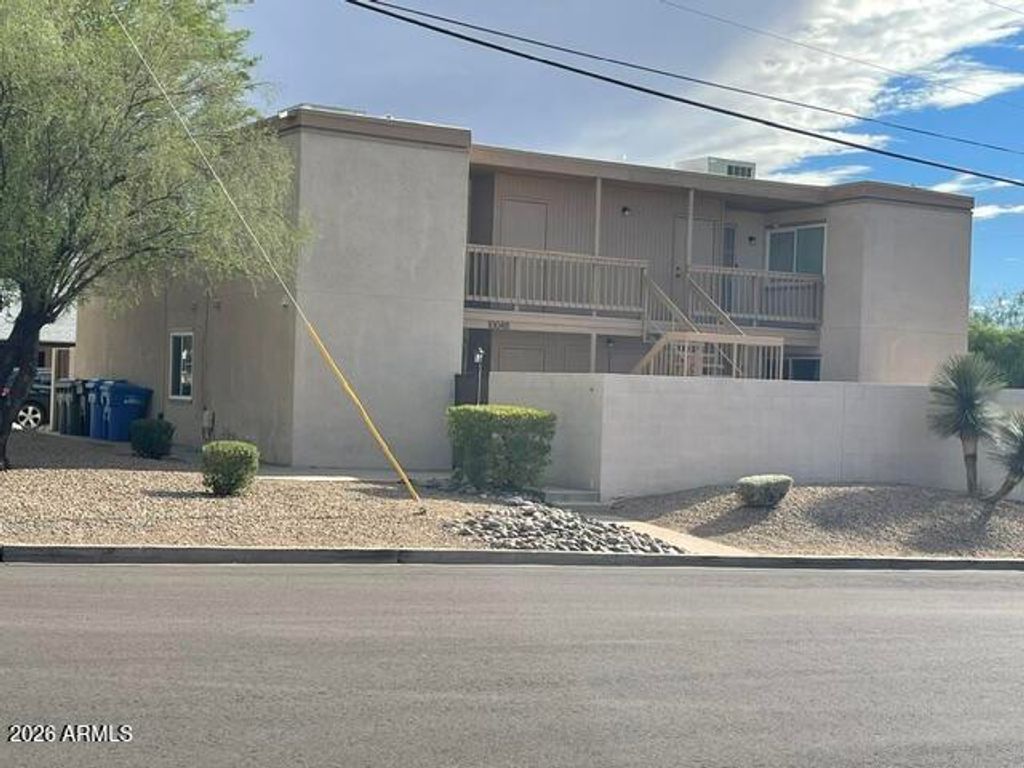 10048 N 14TH Street, Phoenix, AZ 85020 — exterior