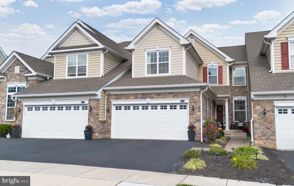 332 JOSHUA TREE DR, Collegeville, PA 19426