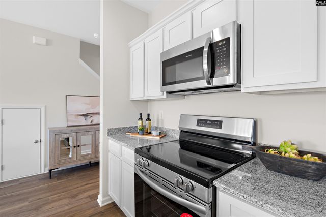 740 Gatestone Lane, Hopkins, SC 29061