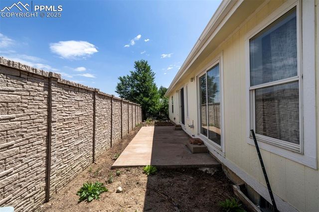 2560 Wheaton Drive, Colorado Springs, CO 80904