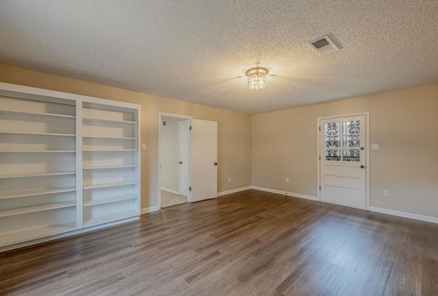 6256 HOLLY PARK DR, Memphis, TN 38141