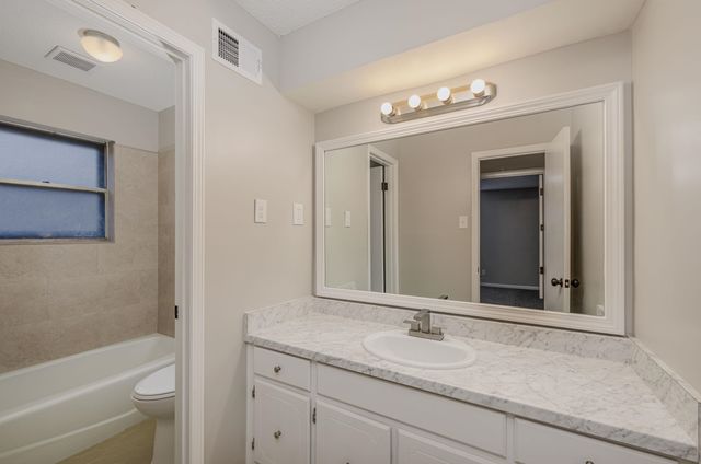 6256 HOLLY PARK DR, Memphis, TN 38141