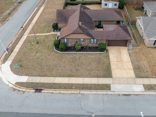 6256 HOLLY PARK DR, Memphis, TN 38141