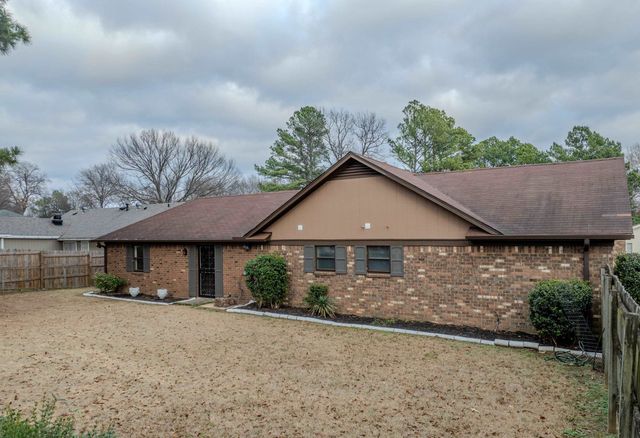 6256 HOLLY PARK DR, Memphis, TN 38141