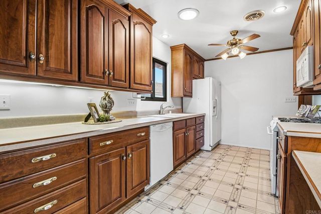 2747 Melrose, National City, CA 91950