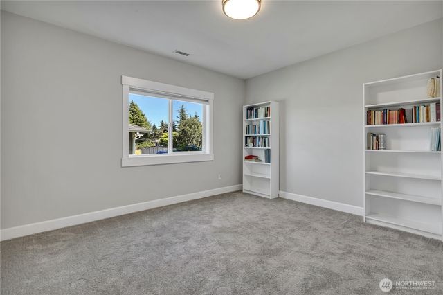3877 Scott Lane, Gig Harbor, WA 98335