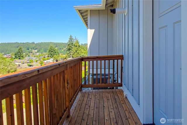 3877 Scott Lane, Gig Harbor, WA 98335