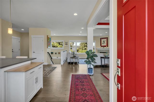3877 Scott Lane, Gig Harbor, WA 98335