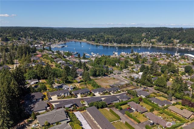 3877 Scott Lane, Gig Harbor, WA 98335