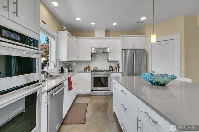 3877 Scott Lane, Gig Harbor, WA 98335