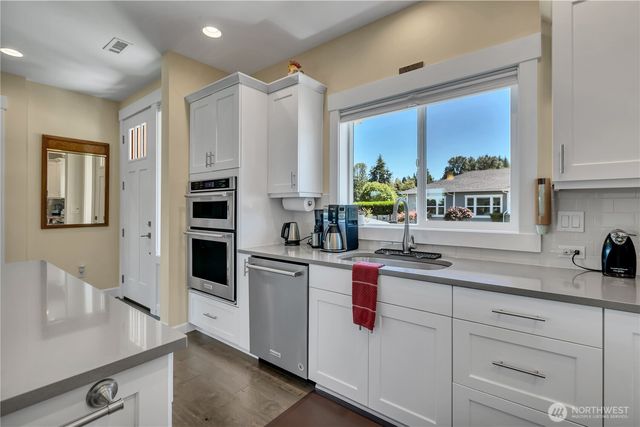 3877 Scott Lane, Gig Harbor, WA 98335