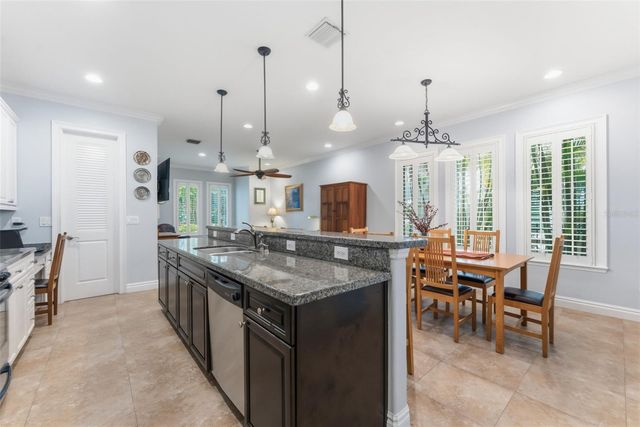 3817 W DALE AVENUE 4, Tampa, FL 33609