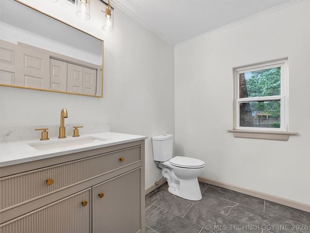 316 E 5th Street, Claremore, OK 74017