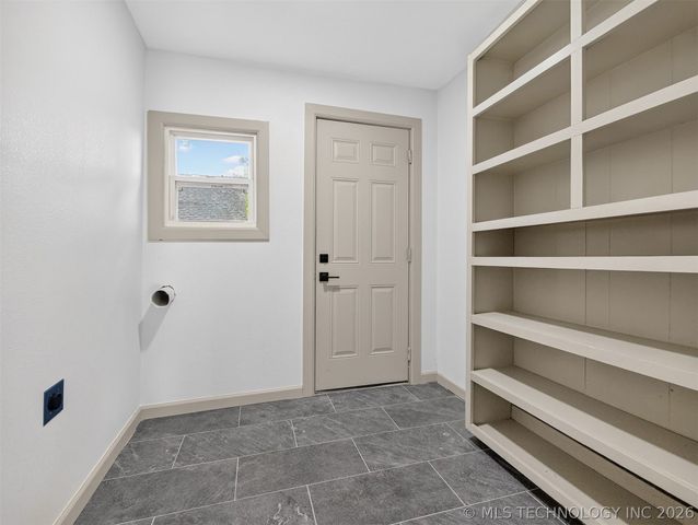 316 E 5th Street, Claremore, OK 74017