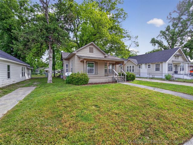 316 E 5th Street, Claremore, OK 74017