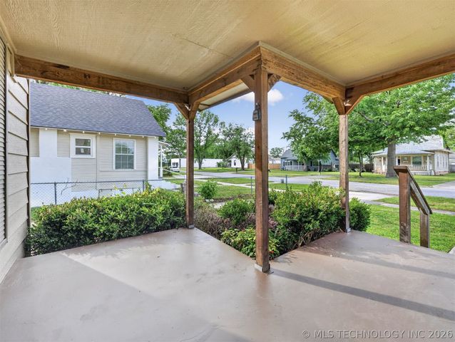 316 E 5th Street, Claremore, OK 74017
