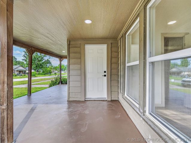 316 E 5th Street, Claremore, OK 74017