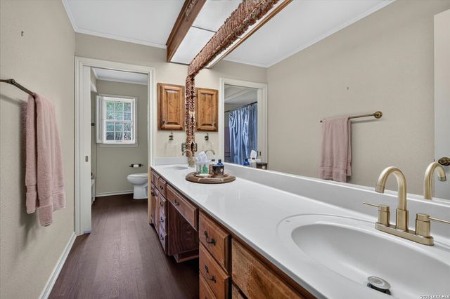 1706 Whitehaven, San Antonio, TX 78232
