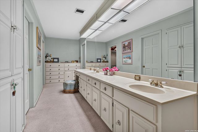 1706 Whitehaven, San Antonio, TX 78232