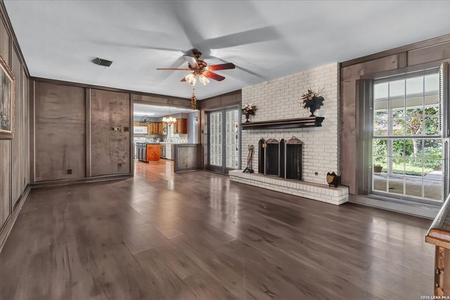1706 Whitehaven, San Antonio, TX 78232