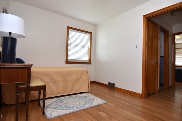 4204 Vistaview St, West Mifflin, PA 15122