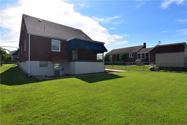 4204 Vistaview St, West Mifflin, PA 15122