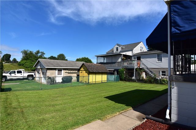 4204 Vistaview St, West Mifflin, PA 15122