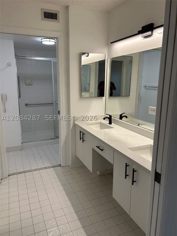 2541 N Nob Hill Rd 109, Sunrise, FL 33322