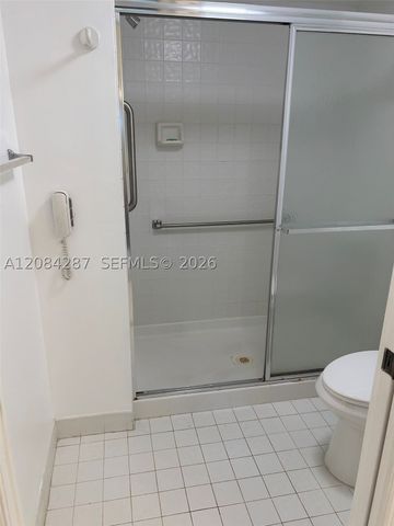 2541 N Nob Hill Rd 109, Sunrise, FL 33322