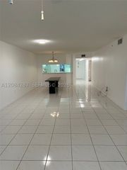 2541 N Nob Hill Rd 109, Sunrise, FL 33322