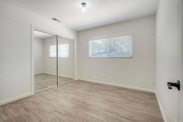 2449 Primrose Ave, Vista, CA 92083